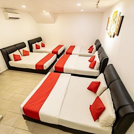 Mary J Hotel Family 10 Pax Room 코타바하루 외부 사진