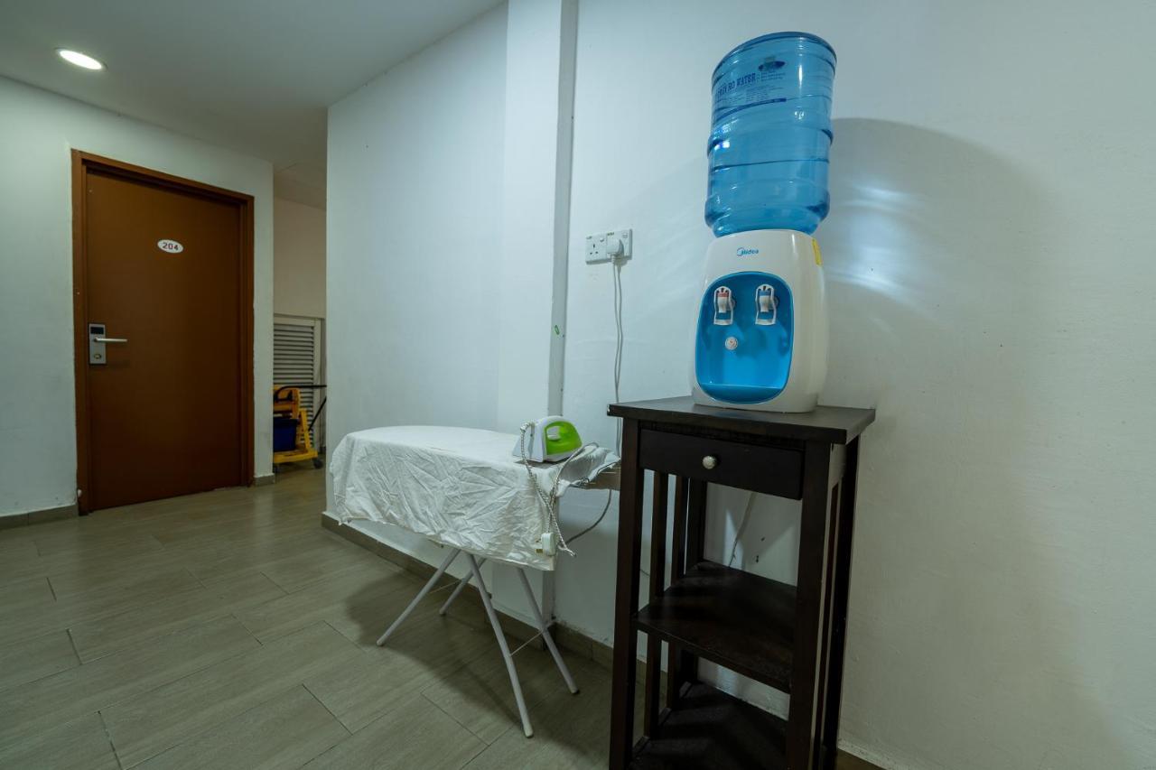 Mary J Hotel Family 10 Pax Room 코타바하루 외부 사진