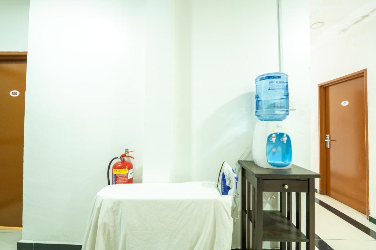 Mary J Hotel Family 10 Pax Room 코타바하루 외부 사진