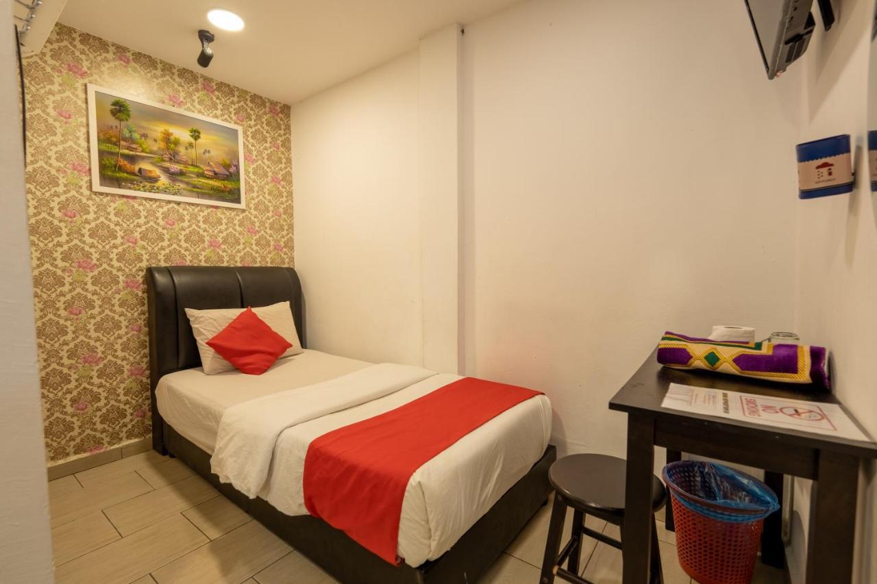 Mary J Hotel Family 10 Pax Room 코타바하루 외부 사진