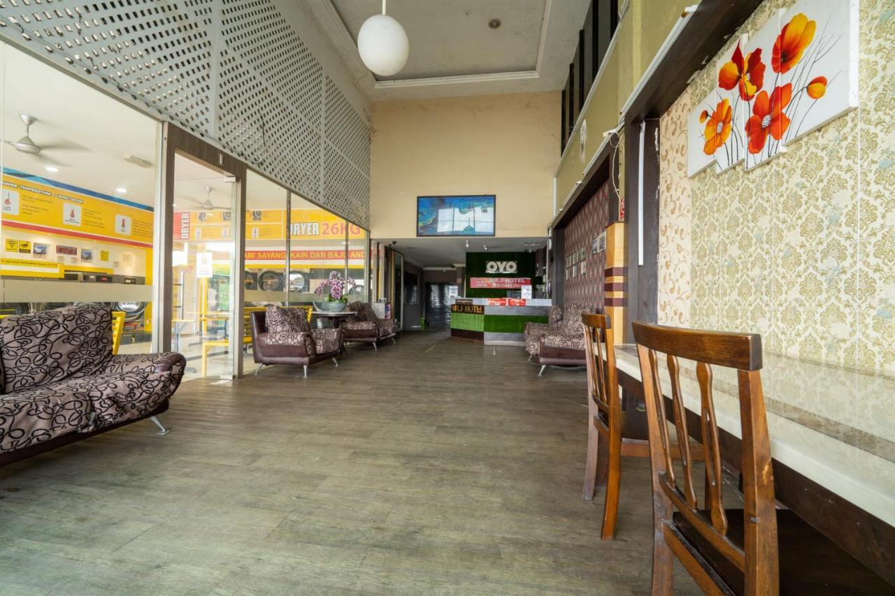 Mary J Hotel Family 10 Pax Room 코타바하루 외부 사진